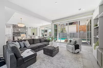 2615 Yupon Street, Houston, TX 77006 - Photo 3