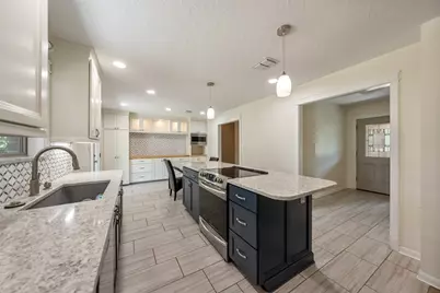 71 Hiwon Drive, Conroe, TX 77304 - Photo 9