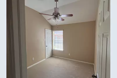 1826 Sherwood Forest Circle, League City, TX 77573 - Photo 9