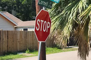 806 E 38th St, Houston, TX 77022 - Photo 7