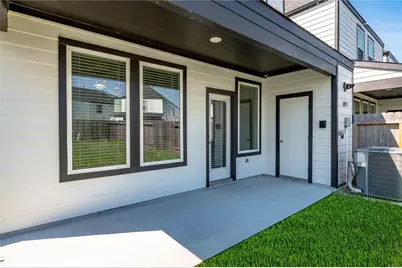 2919 Crown Gate Drive, Houston, TX 77047 - Photo 29