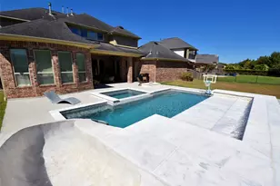 5615 Caspian Falls Ln, Fulshear, TX 77441 - Photo 9