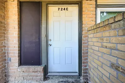 724 Country Place Drive #E, Houston, TX 77079 - Photo 41