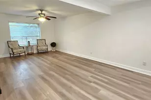 724 Country Pl Dr, Houston, TX 77079 - Photo 5