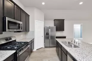 2627 Border Cv Cir, Fresno, TX 77545 - Photo 5
