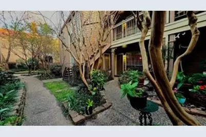 1860 White Oak Drive #207, Houston, TX 77009 - Photo 3