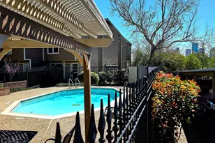 1860 White Oak Dr, Houston, TX 77009 - Photo 29