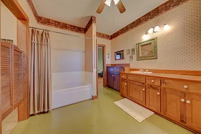 8351 Highway 290 W, Brenham, TX 77833 - Photo 15