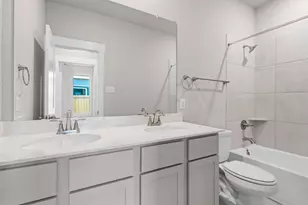 4542 Blue Mountain Laurel St, Pinehurst, TX 77362 - Photo 11