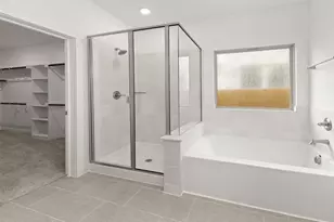 4542 Blue Mountain Laurel St, Pinehurst, TX 77362 - Photo 7