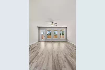 4542 Blue Mountain Laurel Street, Pinehurst, TX 77362 - Photo 5