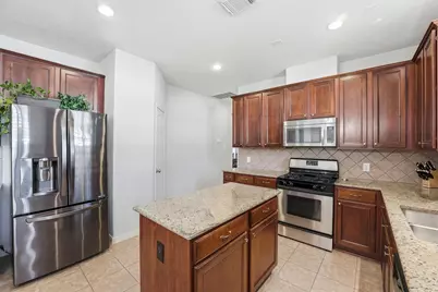 58 Crocus Petal Street, The Woodlands, TX 77382 - Photo 9