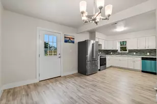 4622 Firnat St, Houston, TX 77016 - Photo 7