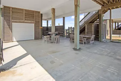 2295 Lobster, Crystal Beach, TX 77650 - Photo 5