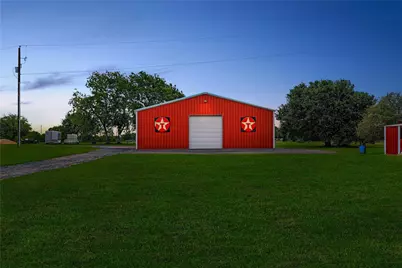 9813 County Road 309, Navasota, TX 77868 - Photo 9