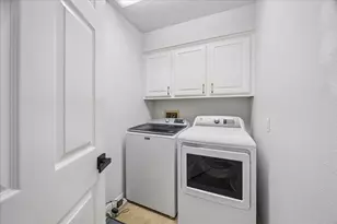 202 W Larkspur Dr, Alvin, TX 77511 - Photo 25