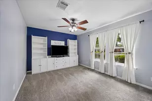 202 W Larkspur Dr, Alvin, TX 77511 - Photo 19