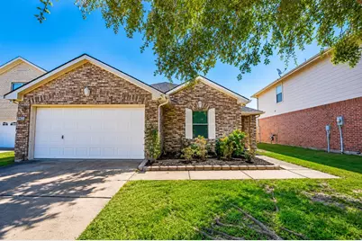 9611 Prairie Dog Run, Sugar Land, TX 77498 - Photo 1