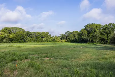 2231 E US Highway 90, Schulenburg, TX 78956 - Photo 11