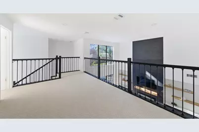 303 E Fair Harbor Lane, Houston, TX 77079 - Photo 25