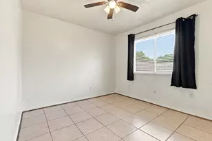 2202 W Greens Rd, Houston, TX 77067 - Photo 13