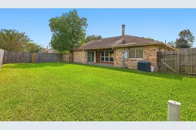 2202 W Greens Road, Houston, TX 77067 - Photo 21