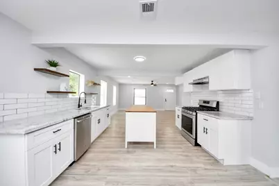 503 Schilling Street, Baytown, TX 77520 - Photo 25