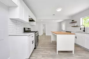 503 Schilling St, Baytown, TX 77520 - Photo 21