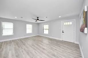 503 Schilling St, Baytown, TX 77520 - Photo 15