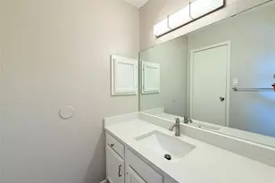 8206 Windell Ln, Houston, TX 77040 - Photo 5