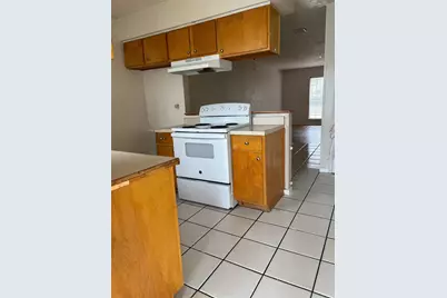 2210 Buchanan Drive, Baytown, TX 77520 - Photo 3