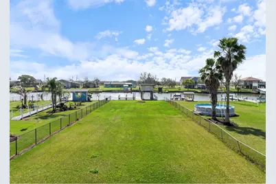1963 County Road 291, Bay City, TX 77414 - Photo 15