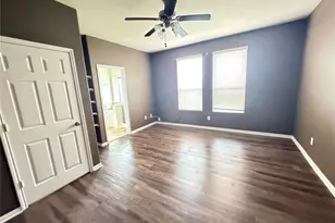 2307 Cloudy Bay Dr, Fresno, TX 77545 - Photo 9