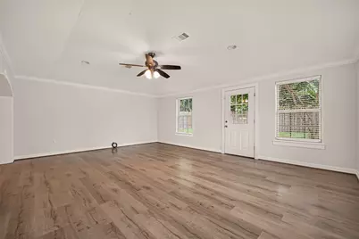 1215 Mosher Lane, Houston, TX 77088 - Photo 15