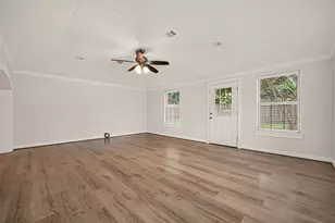 1215 Mosher Ln, Houston, TX 77088 - Photo 15
