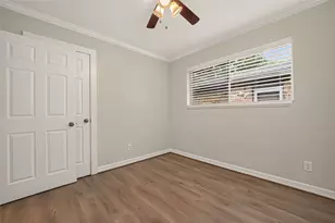 1215 Mosher Ln, Houston, TX 77088 - Photo 21