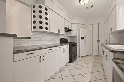 1215 Mosher Lane, Houston, TX 77088 - Photo 11