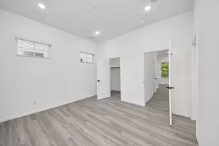 5103 Mallow St, Houston, TX 77033 - Photo 19