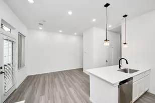 5103 Mallow St, Houston, TX 77033 - Photo 7