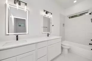 5103 Mallow St, Houston, TX 77033 - Photo 21