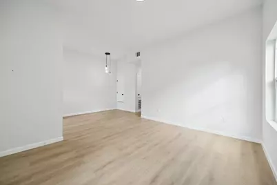 422 New Hampshire Street #B, Houston, TX 77029 - Photo 9