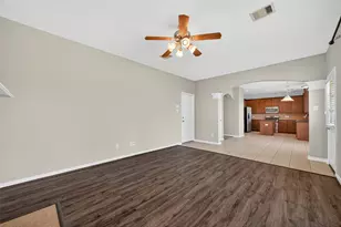 12902 Crystal Reef Ct, Pearland, TX 77584 - Photo 9