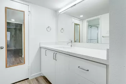 7555 Katy Freeway #55, Houston, TX 77024 - Photo 27