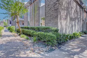 7555 Katy Fwy, Houston, TX 77024 - Photo 3