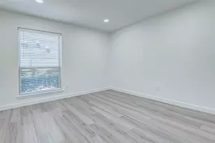 7555 Katy Fwy, Houston, TX 77024 - Photo 15