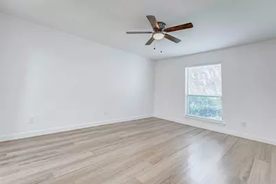 7555 Katy Freeway #55, Houston, TX 77024 - Photo 21