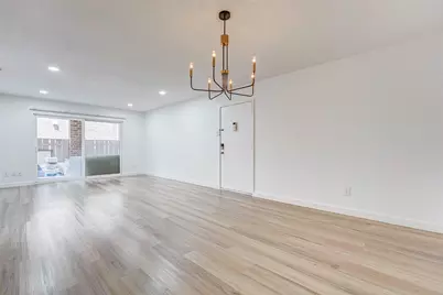7555 Katy Freeway #55, Houston, TX 77024 - Photo 11