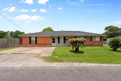 815 Rugeley Street, Bay City, TX 77414 - Photo 1