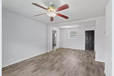 815 Rugeley Street, Bay City, TX 77414 - Photo 7