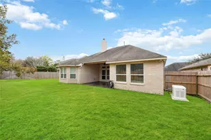 13201 Barons Cove Ln, Pearland, TX 77584 - Photo 27